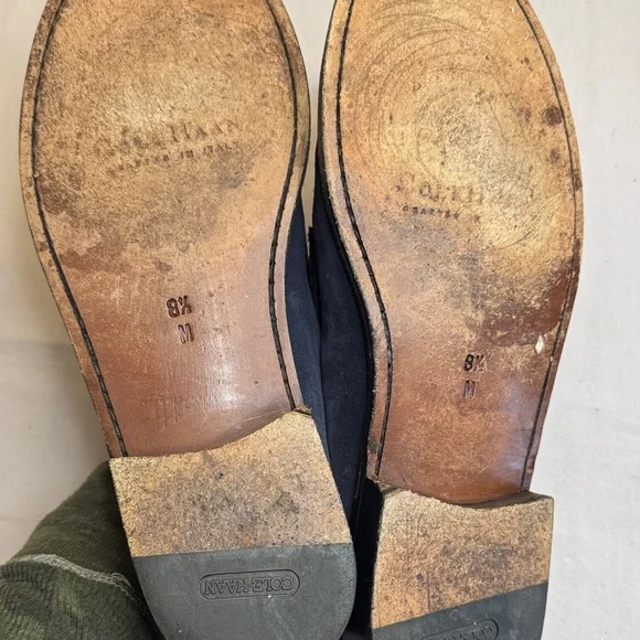 Cole Haan Men display picture 2